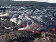 lava flows into ropes and pillows