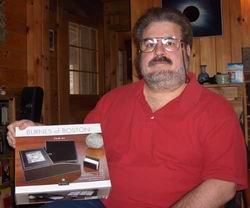 Mark and the deskset